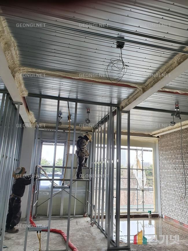 증평군 냉동창고 연질우레탄폼 단열공사, 에너지 효율 극대화