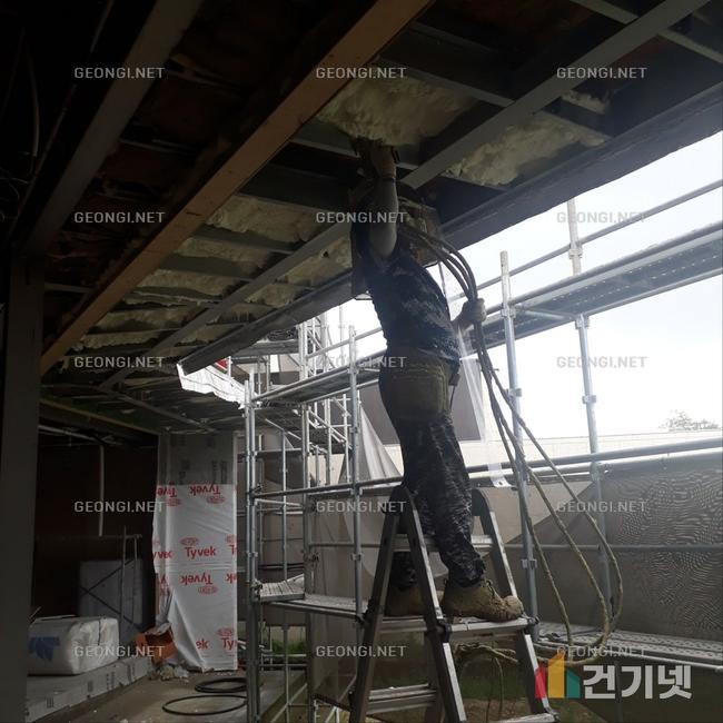 동안구 외벽 단열, 우레탄폼으로 에너지 효율 극대화!