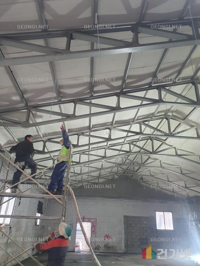 송파구 상가의 결로 문제, 연질우레탄폼 단열로 해결하세요!