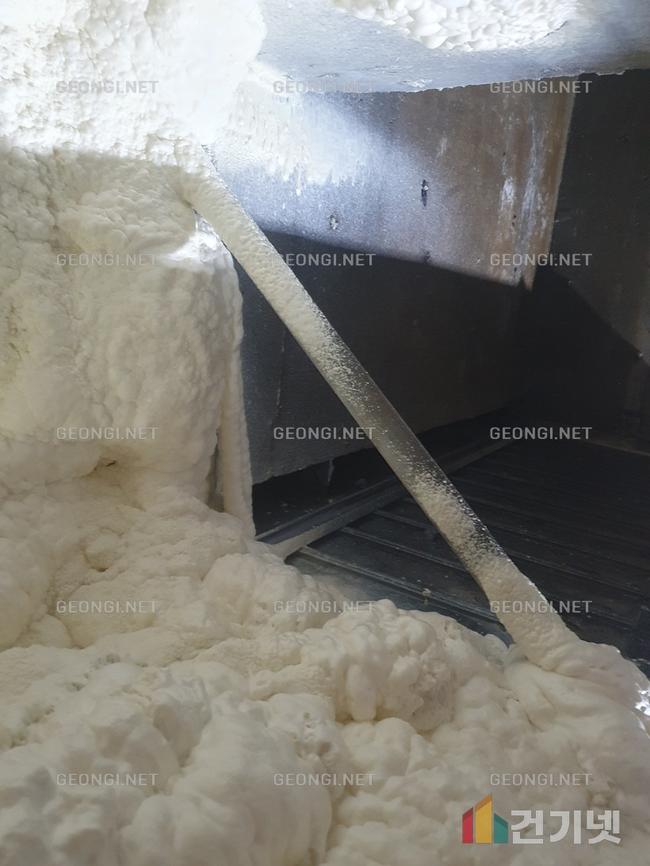 서천군 도서관 우레탄폼 단열공사, 결로 문제 해결과 에너지 효율 극대화