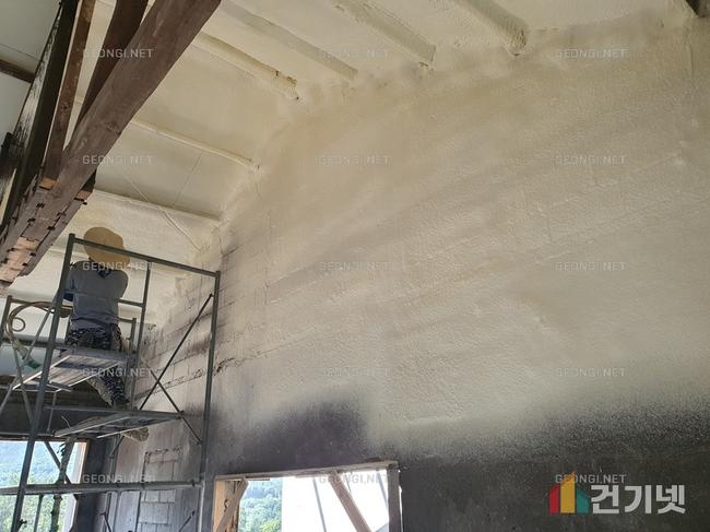 진도군 냉장시설의 에너지 효율을 높이는 우레탄폼 단열공사