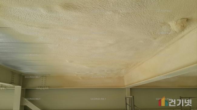 청송군 창고형 마트 연질 우레탄폼 단열공사, 에너지 절약의 시작