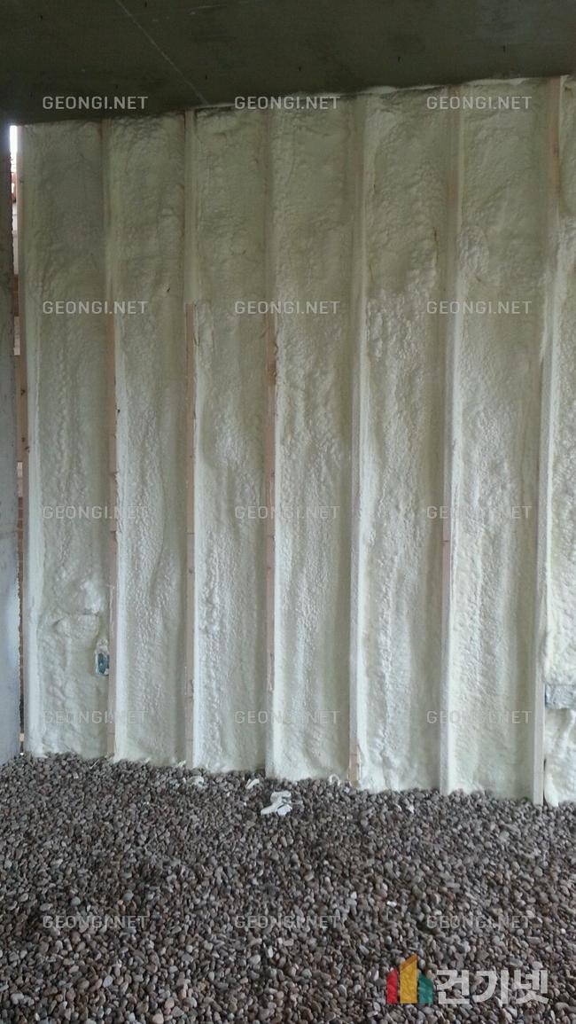 일산 냉동창고 경질 우레탄폼 시공 전문, 에너지 절감의 해답