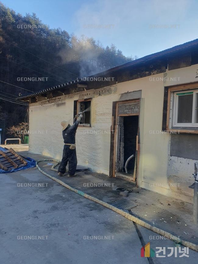 금산군 양돈장 단열공사, 우레탄폼으로 결로 문제 해결하기