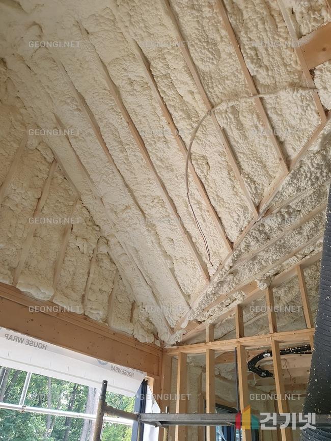 안양시 우레탄폼 단열공사, 에너지 효율 극대화와 결로 방지의 해답