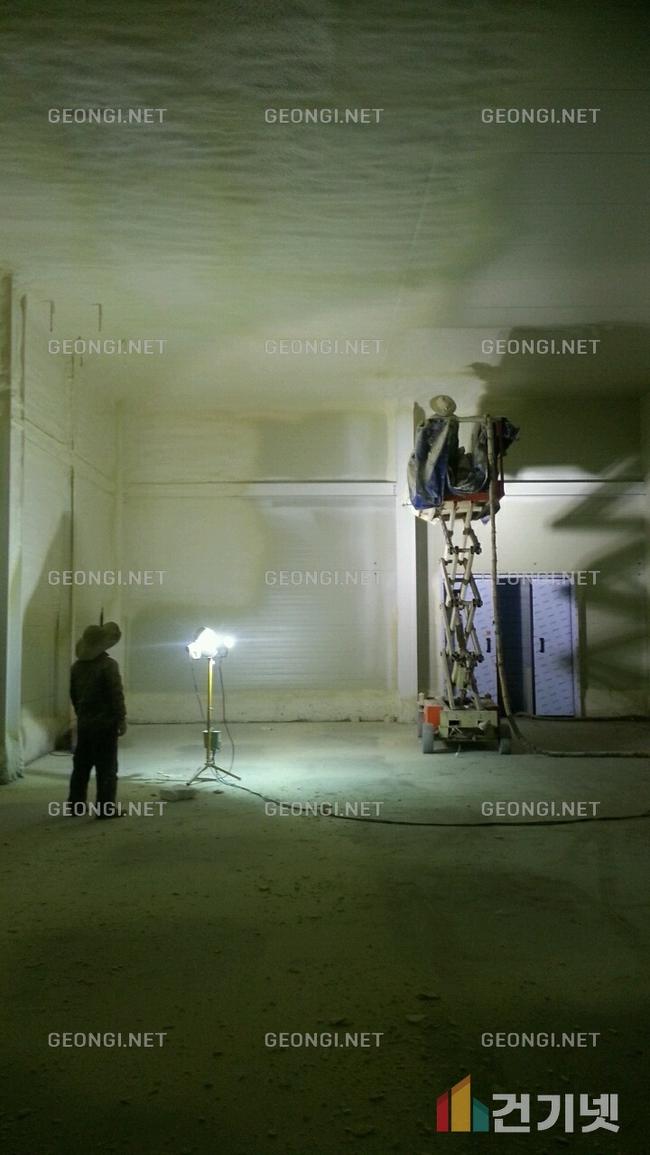 양양군 축사 연질우레탄폼 단열공사, 결로 방지와 에너지 효율 극대화!