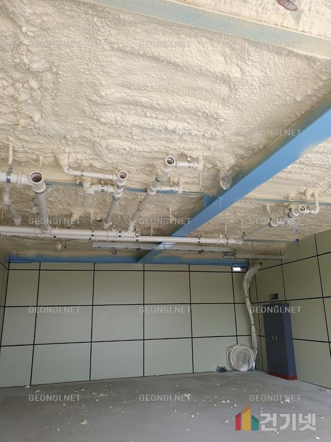 거창군 창고 단열, 경질 우레탄폼으로 에너지 효율 극대화하기