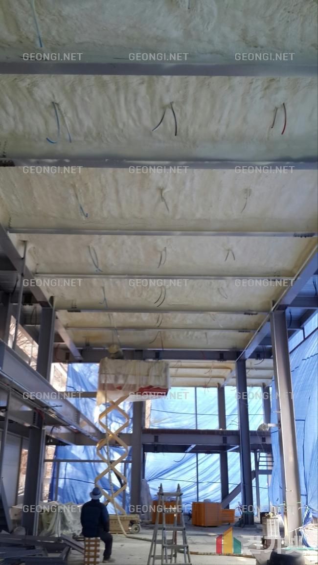 성주군 모텔의 에너지 효율 극대화! 경질우레탄폼 단열공사 전문