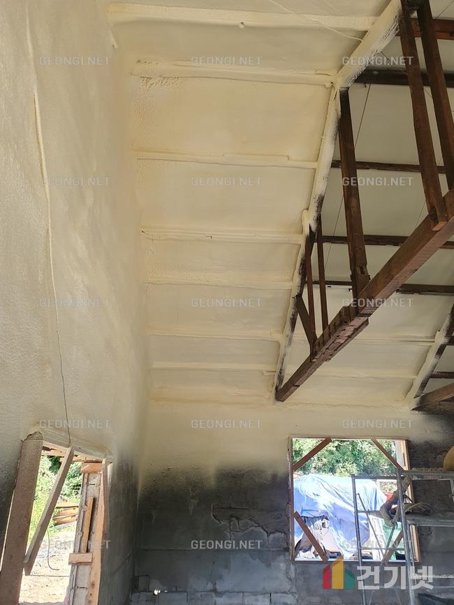 우레탄폼 단열공사로 결로 방지하고 에너지 효율 극대화하기