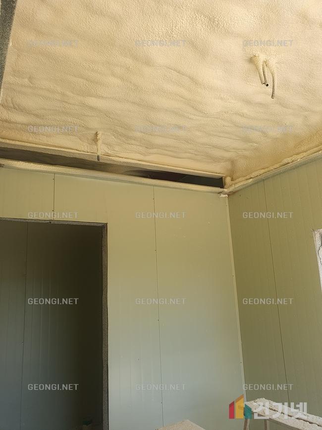 의령군 양계장 우레탄폼 단열공사, 결로 문제 해결과 에너지 효율 극대화