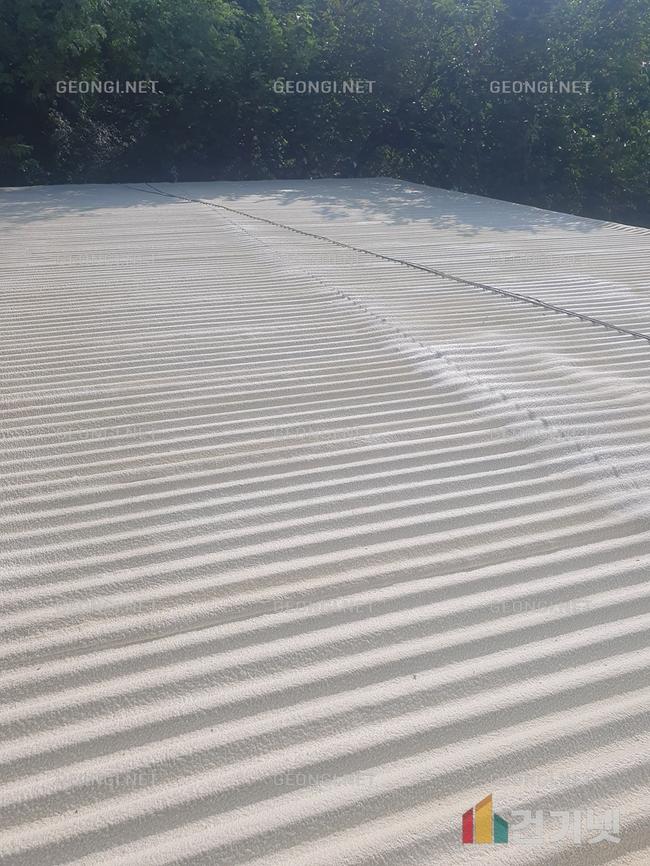 장성군 카페 단열공사, 우레탄폼으로 에너지 절약과 결로 문제 해결