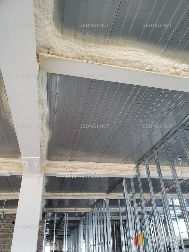 무안군 단열공사, 난연우레탄폼으로 에너지 효율 극대화!