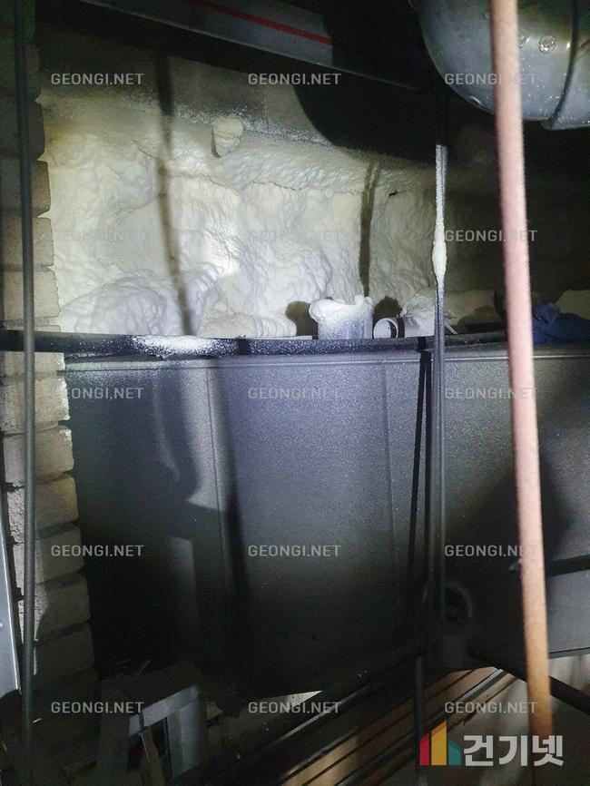 남해군 목조주택 우레탄폼 단열공사, 에너지 절약과 결로 방지의 해답