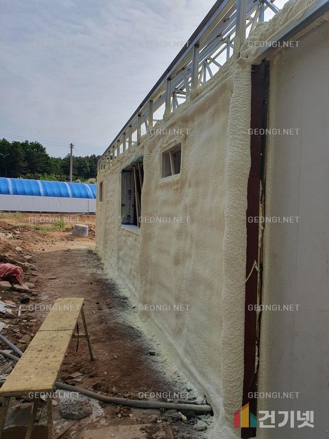 김제시 조립식 주택 우레탄폼 단열공사, 에너지 효율 극대화!