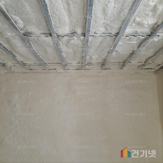 계룡시 병원 우레탄폼 단열공사, 에너지 효율과 결로 걱정 없애기