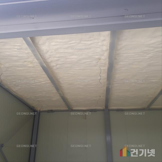 합천군 기숙사 연질 우레탄폼 시공으로 에너지 효율 극대화!