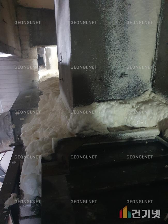 태안군 드라이비트 대체, 연질 우레탄폼 단열공사로 에너지 효율 극대화