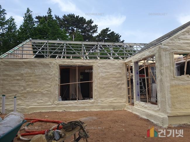 장흥군 우레탄폼 단열공사 전문업체, 결로와 에너지비용 걱정 해결!